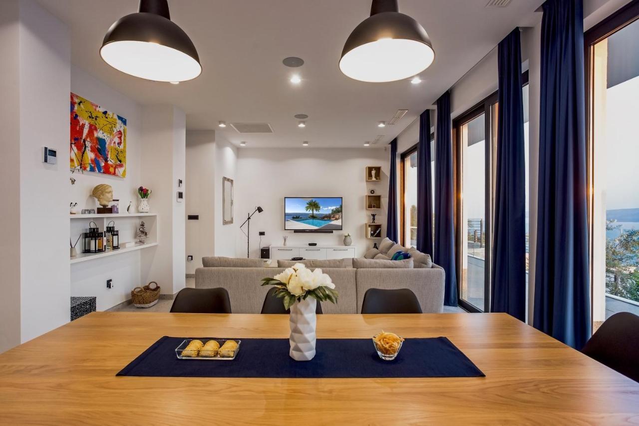 Villa Dispet With Heated Pool, Jacuzzi, Sauna And Cinema Целина Экстерьер фото