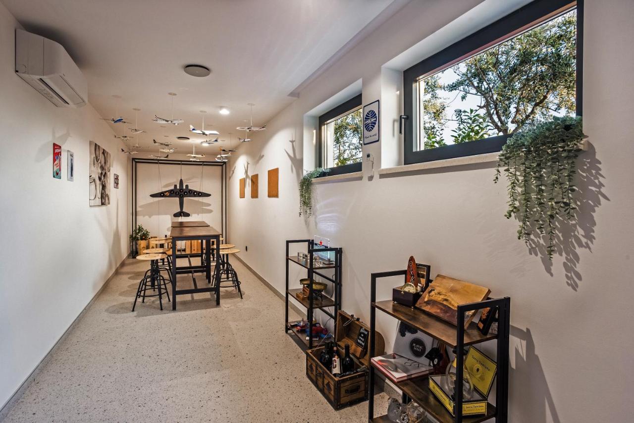 Villa Dispet With Heated Pool, Jacuzzi, Sauna And Cinema Целина Экстерьер фото